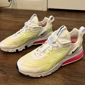 Nike W Air Max 270 React - Size Womens 10